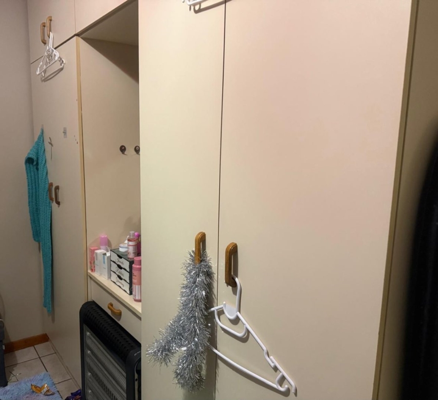  Bedroom Property for Sale in Azalea Park Eastern Cape